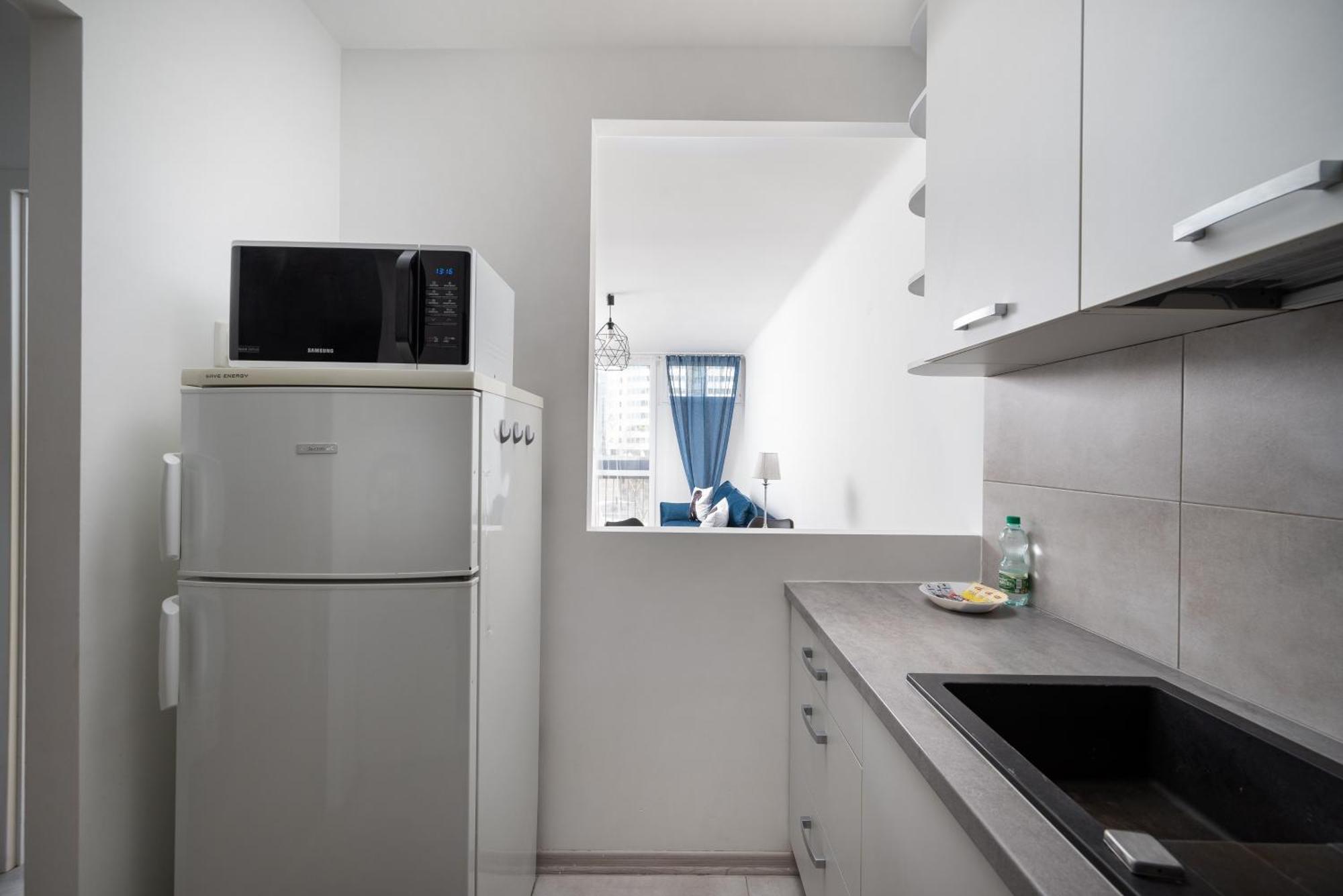 Grzybowska Blue City Centre Apartment ワルシャワ エクステリア 写真